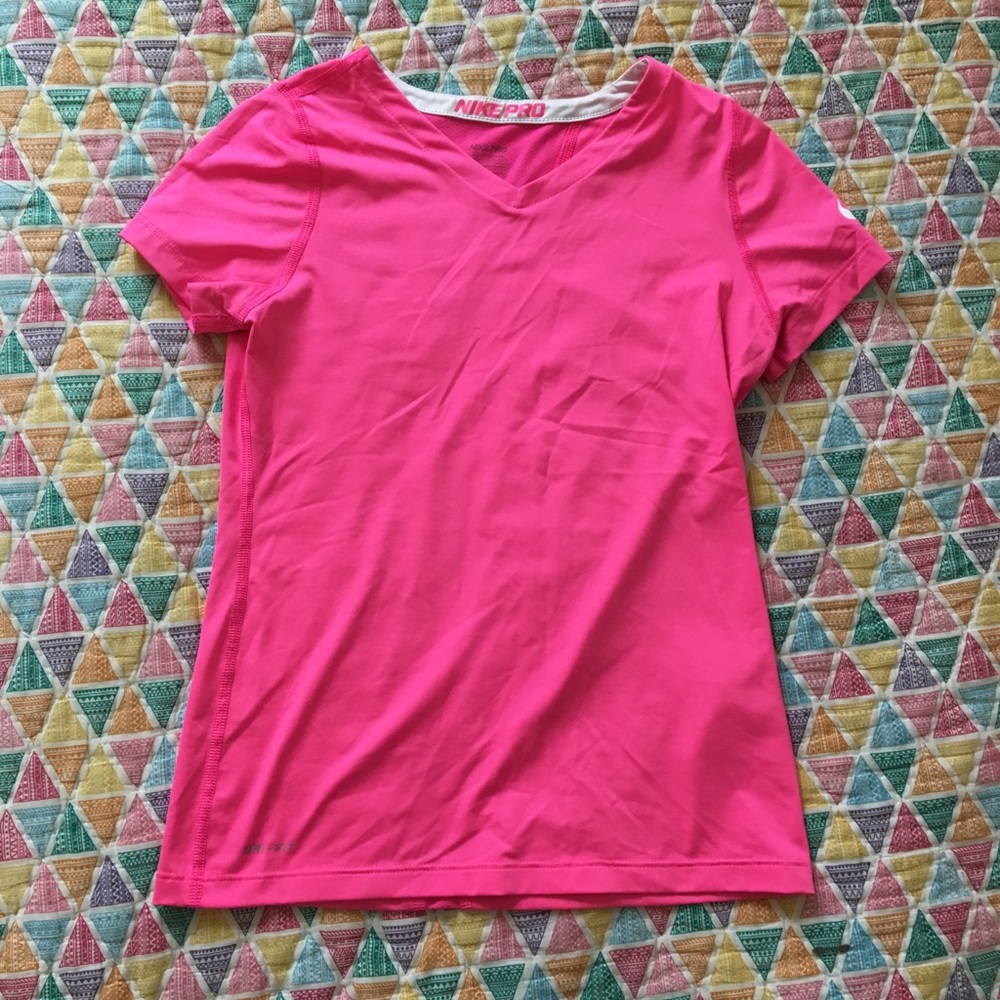 Nike women’s exercise T-shirt